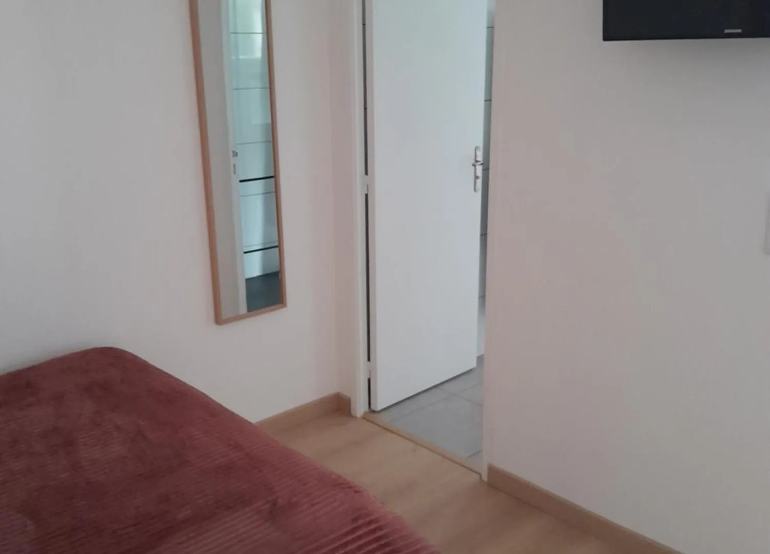 L'A N N E X E De Vic Le Comte Apartment Vic-le-Comte